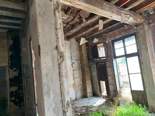 Pis a Barri Antic. Se vende piso en manresa