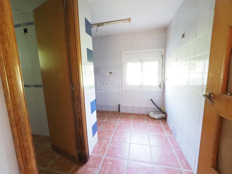 Foto 085afd83-fc47-4b82-81d2-2e1b12d7befd. Casa amb piscina a Masquefa