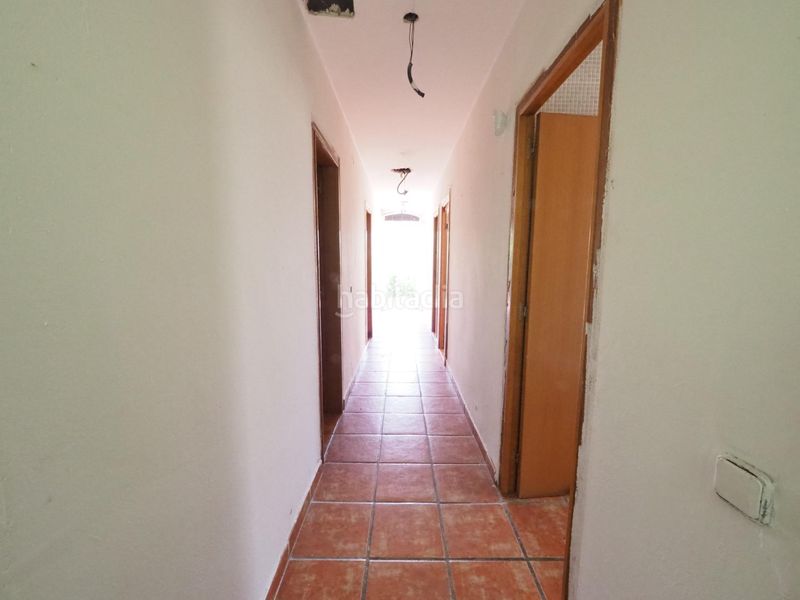 Foto c8a58fdb-1a47-4da7-8965-556eb916333a. Casa amb piscina a Masquefa