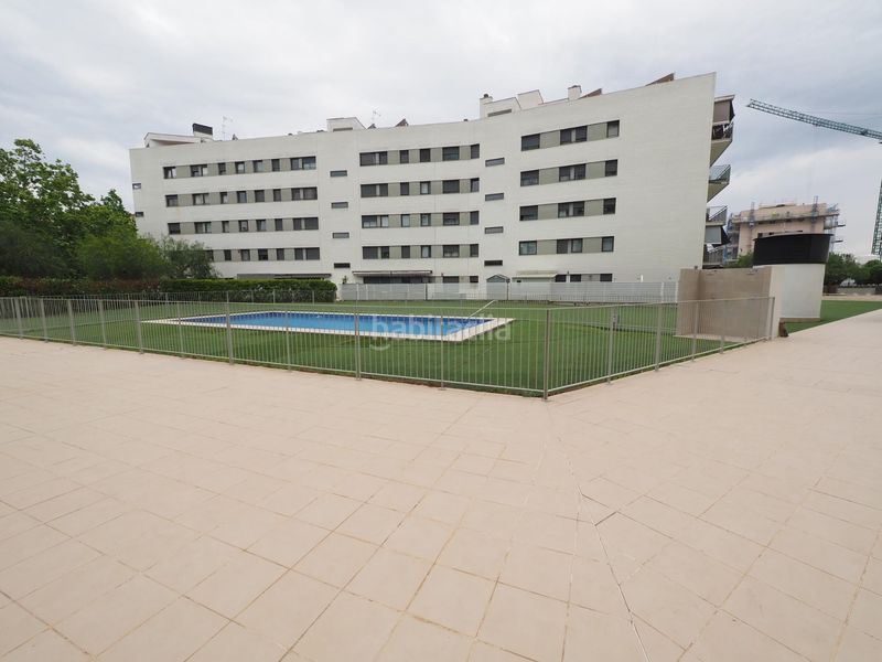 Foto 9457e2da-4167-436f-a2d8-207d8d303824. Pis amb piscina a Can Gambús Sabadell