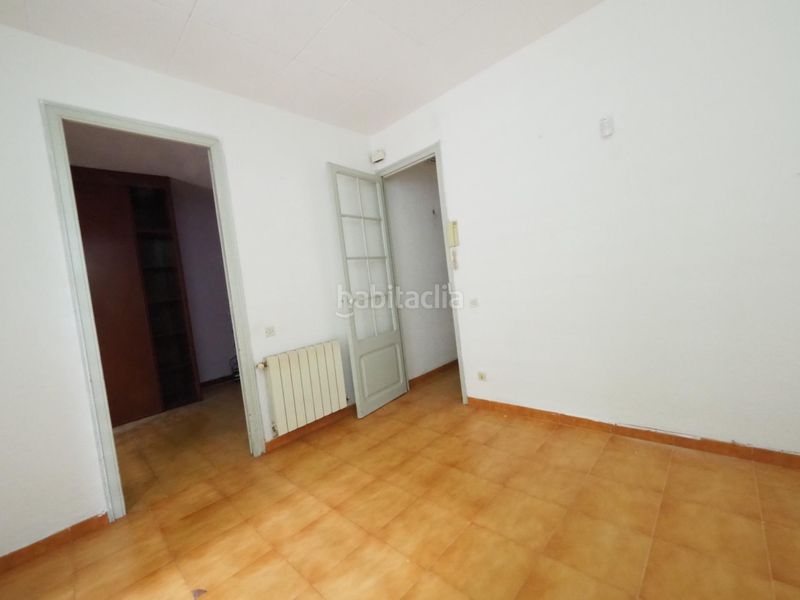 Foto 4767e271-459a-4b56-879a-e61cb060b39e. Pis a El Camp de l´Arpa del Clot Barcelona