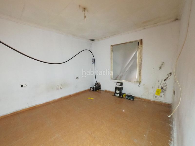 Foto 64cb16a6-d7a7-43ee-8109-857c04c8e356. Casa adossada a La Maurina Terrassa