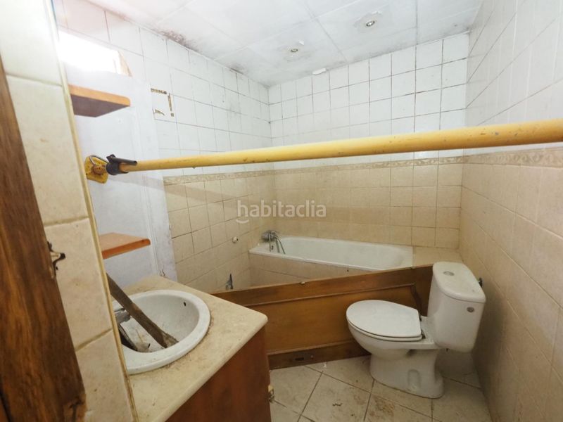 Foto f5f27b3a-8b1b-443e-b1e8-513064593b0a. Casa adossada a La Maurina Terrassa