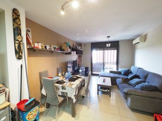 Dúplex a Ca n´Oriol. Se vende dúplex en rubí, zona ca noriol