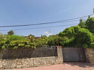 Casa a Vallirana. Oportunidad para inversores!