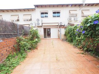 Maison jumelée à Roc Blanc. Se vende casa adosada en terrassa, zona roc blanc
