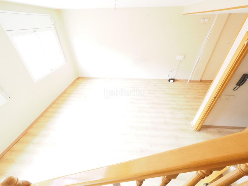 Foto a5eee391-90a1-4a68-8383-017d8a50c5c1. Casa adossada amb aparcament a Roc Blanc Terrassa