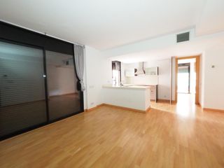 Pis a La Verneda - La Pau. Se vende piso en barcelona, zona la verneda i la pau