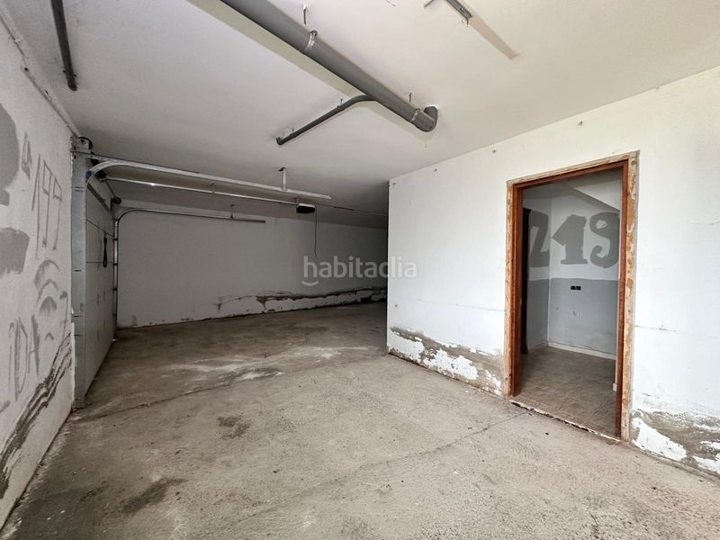 Foto a63948cd-2c5c-4e26-9bd9-ae9d26872720. Casa amb aparcament a Bescanó
