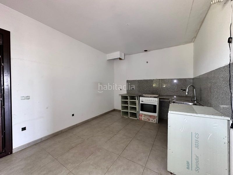 Foto af962416-3b36-4f2c-aaf2-04e78e163583. Casa amb aparcament a Bescanó