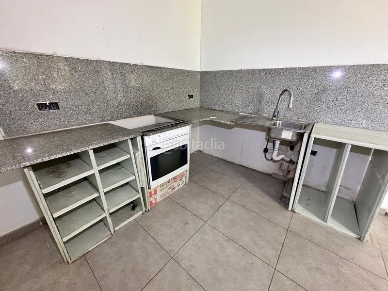 Foto f1d0f2d7-cb35-445b-9369-2d7ca056403f. Casa amb aparcament a Bescanó