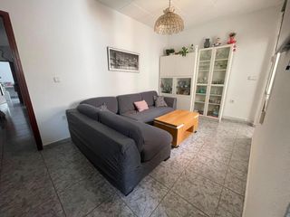 Casa a schiera in Poble Nou. Se vende casa adosada unifamiliar en terrassa, zona poble nou