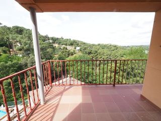 Casa a Vallgorguina. Se vende casa en vallgorguina, urbanización la baronia del monts