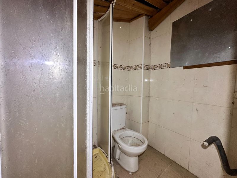 Foto 2b90cbc3-ab60-4284-b37a-928559b71cb7. Casa adossada amb aparcament a Berga