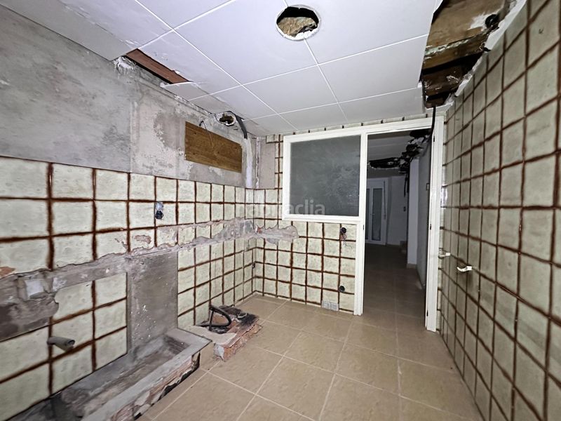 Foto adf55da2-8281-4068-b310-b79ceabd446d. Casa adossada amb aparcament a Berga