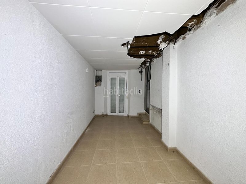 Foto c6a0aef6-c5a8-499c-8eac-a0bdf5cc3955. Casa adossada amb aparcament a Berga