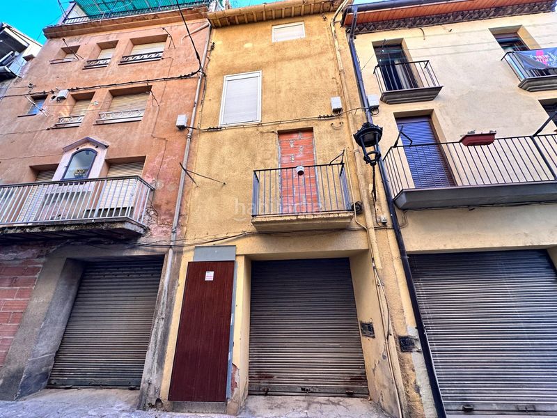 Foto cfe8aa56-627d-48cc-8926-15308a71683c. Casa adossada amb aparcament a Berga