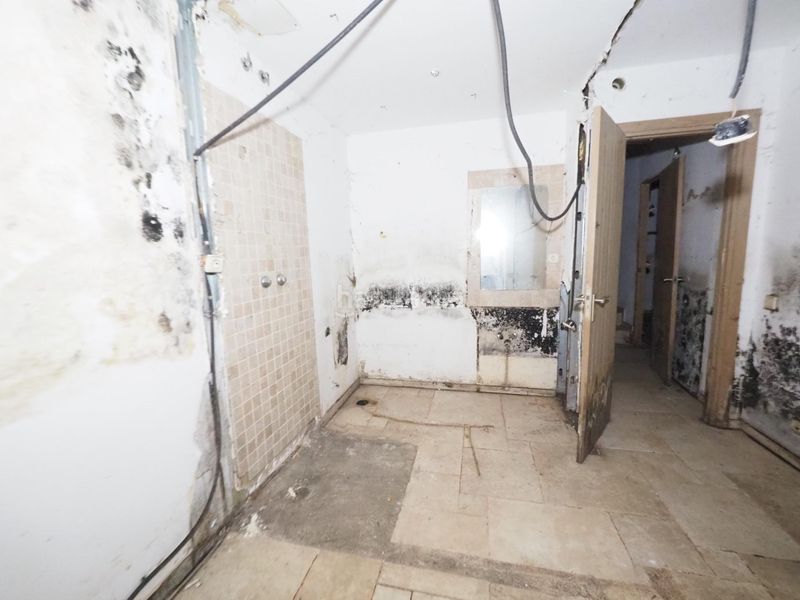Foto f76d3d87-7518-4c60-9e9f-c97f140a2c2a. Casa amb aparcament piscina a Olivella