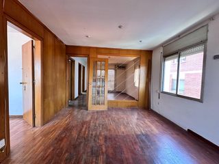 Flat in Carmel. Se vende piso en barcelona, zona del carmel