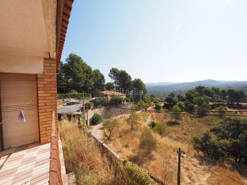 Foto c25afbd3-487d-4624-8c3b-fa4952fda212. Casa amb piscina a Vacarisses