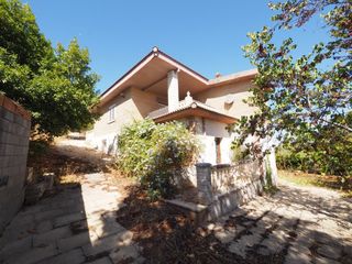 Maison à Mediona. Se vende casa en mediona, urbanización sant elies