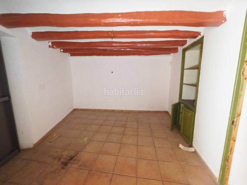 Foto 1d7328a7-8980-49dc-a3f0-f2a64d9b477d. Casa adossada amb aparcament a Pobla de Claramunt (La)