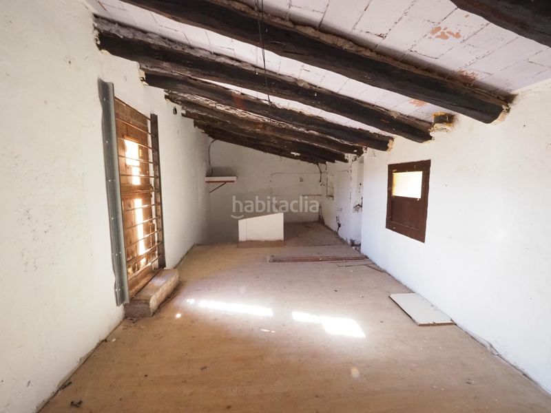 Foto ae77f6ad-c58a-474e-9aa0-edff663c6434. Casa adossada amb aparcament a Pobla de Claramunt (La)
