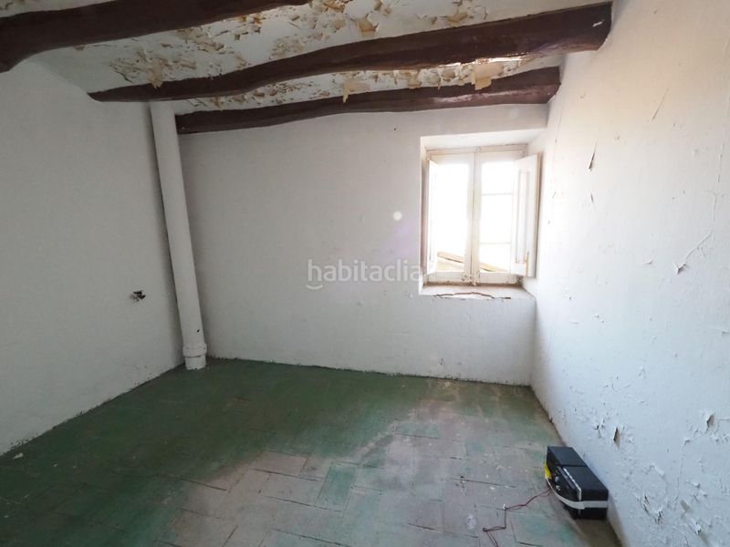 Foto ba8b46d0-7f39-4f94-82b9-13d434a269ce. Casa adossada amb aparcament a Pobla de Claramunt (La)
