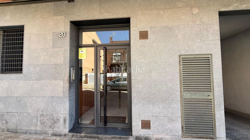 Foto ec34c562-65c7-4880-bb89-9b26150b49af. Dúplex amb aparcament a Can Roca Terrassa