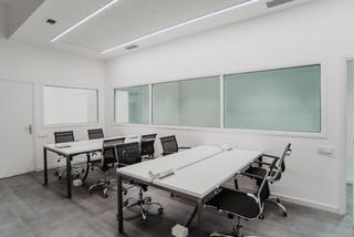Location Bureau  Carrer de pi i margall