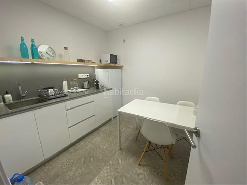 Foto c010f728-9c17-4a7f-a31d-735294e24ae4. Location bureau avec chauffage dans Ca n'Aurell Terrassa