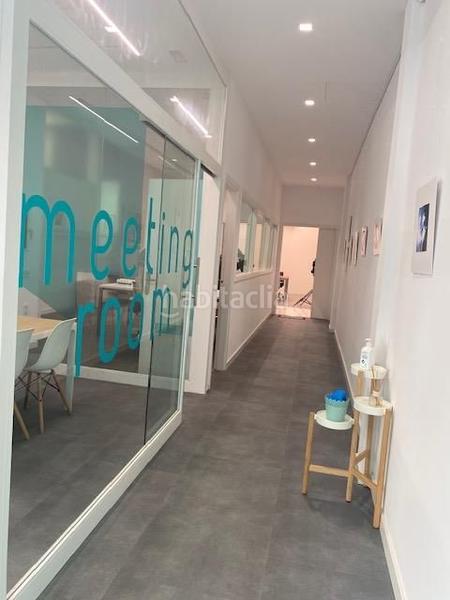 Foto 12c62cc3-e5a3-4fa3-ace5-e4ed38973aa4. Miete büro mit heizung in Ca n'Aurell Terrassa