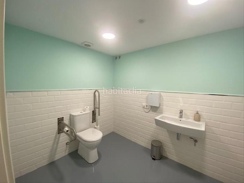 Foto 614fddd4-2f42-4f5d-8406-a702a586dac6. Miete büro mit heizung in Ca n'Aurell Terrassa