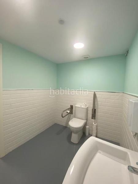 Foto 1d0d7165-0338-4a51-86cf-40546b67a883. Lloguer oficina amb calefacció a Ca n'Aurell Terrassa