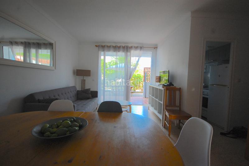 Foto 3da843e6-25d1-43b0-aa82-2798b5e25d8a. Apartamento muy bonito apartamento en planta baja. en Escala (L´)