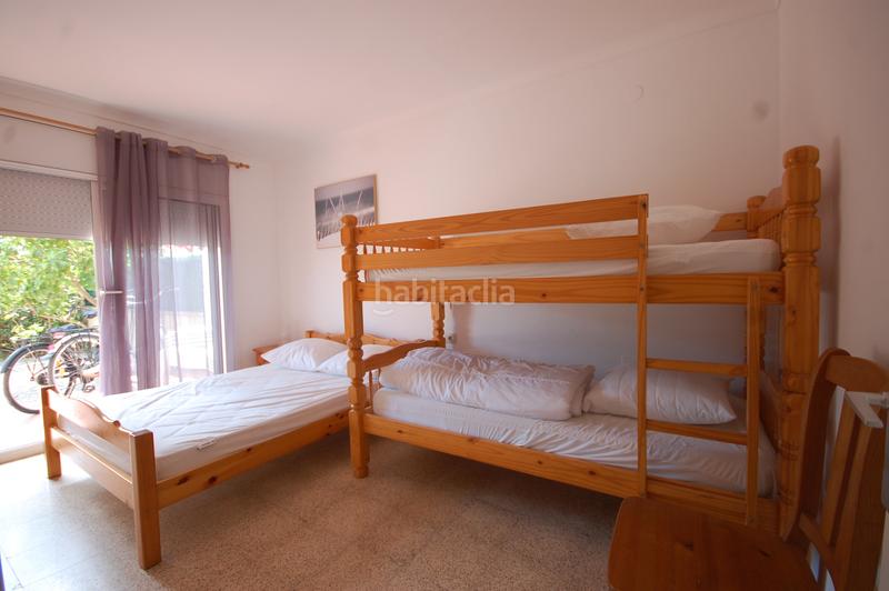 Foto 6d5a419e-f169-494d-b937-917fbbbe8710. Apartamento muy bonito apartamento en planta baja. en Escala (L´)