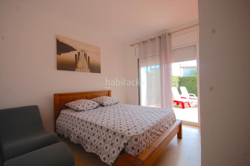 Foto 929a9ad1-a2a7-4491-83d6-bdb2f40e832a. Apartamento muy bonito apartamento en planta baja. en Escala (L´)