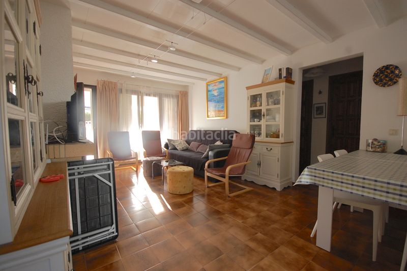 Foto 01c8cb5d-d6ea-4a15-889c-a4a65eb0efdf. Casa amb xemeneia calefacció piscina a Riells Escala (L´)