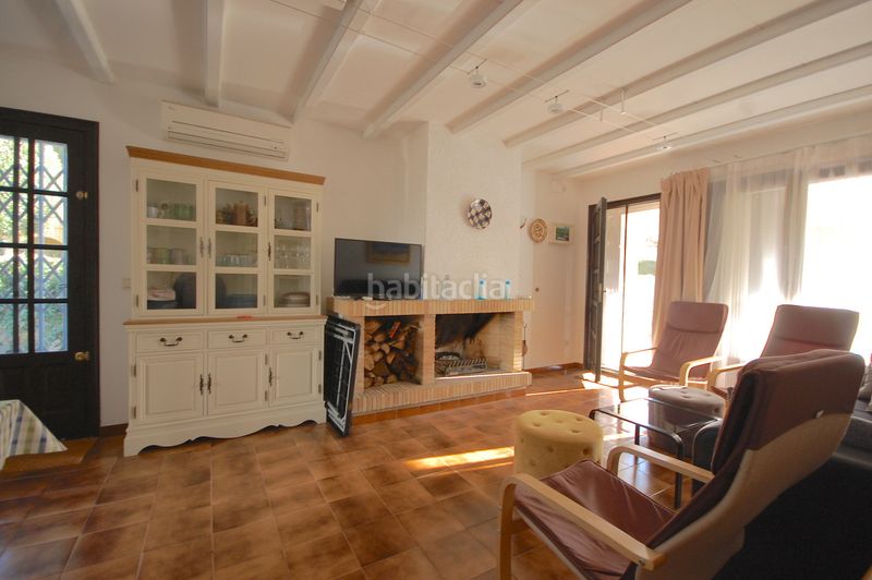 Foto 48c9f6ed-09e0-409b-946e-8a6c2dcaf064. Casa amb xemeneia calefacció piscina a Riells Escala (L´)