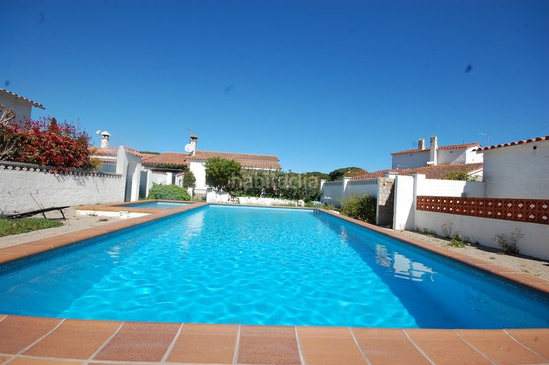 Foto af4538e1-0804-40b2-95ee-4e2c338205d8. Casa amb xemeneia calefacció piscina a Riells Escala (L´)