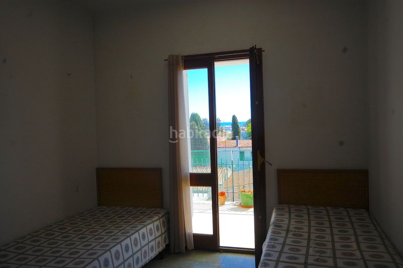 Foto 51b0cbce-1a50-4085-b20f-12aedbf5c548. Apartament amb aparcament a Riells Escala (L´)