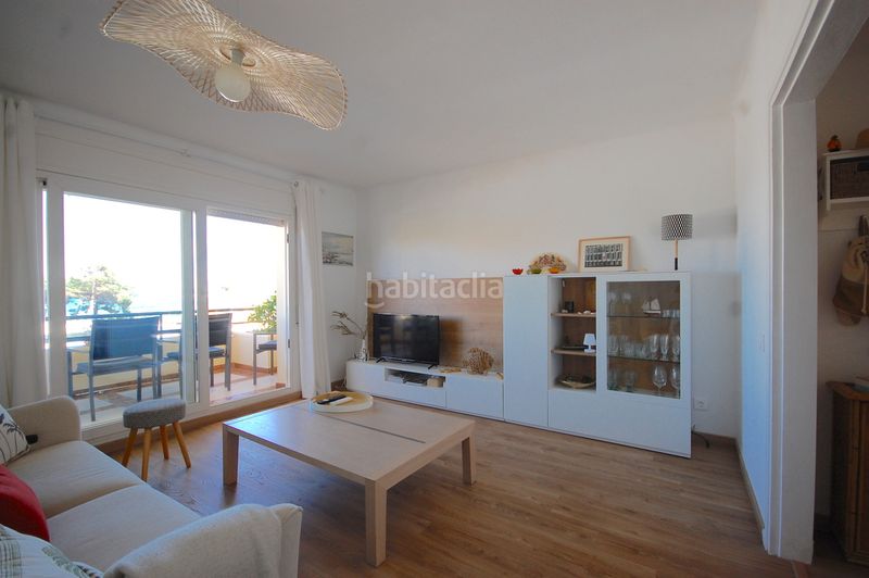 Foto 0cf861cb-aaf1-4f4c-9fc6-8cbd7773f6d2. Apartament amb calefacció aparcament a Eixample Residencial Escala (L´)