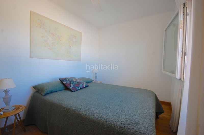 Foto 2f693c38-8865-427b-b1ab-9f0938be8542. Apartament amb calefacció aparcament a Eixample Residencial Escala (L´)