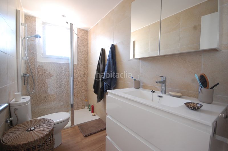 Foto 3eaa1b71-4192-4abc-b949-83e79618f161. Apartament amb calefacció aparcament a Eixample Residencial Escala (L´)