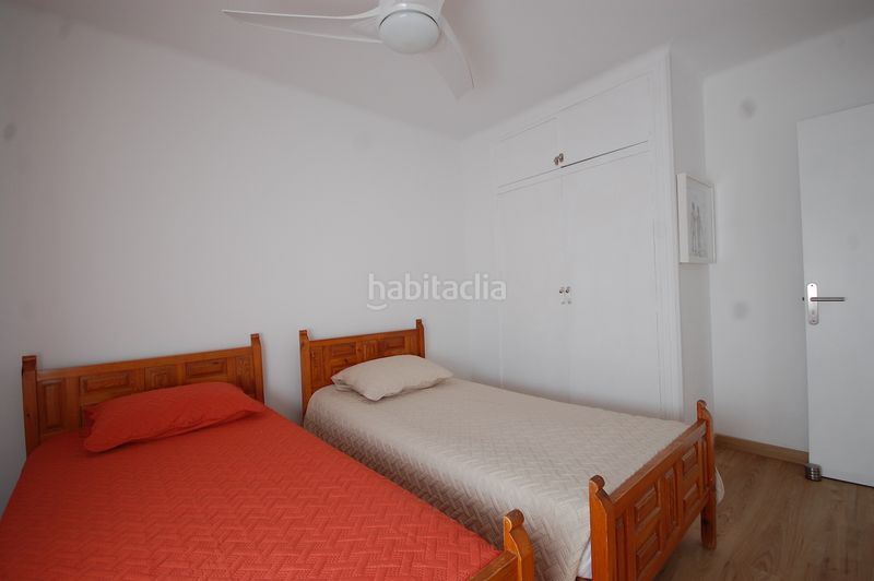 Foto 3f84fe28-0b90-459f-8350-bd812f8d05ff. Apartament amb calefacció aparcament a Eixample Residencial Escala (L´)