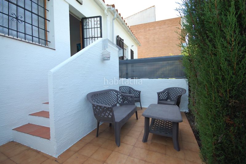 Foto cfd857a9-e30b-422e-81e9-477f712e1b78. Casa adossada amb piscina a Riells Escala (L´)