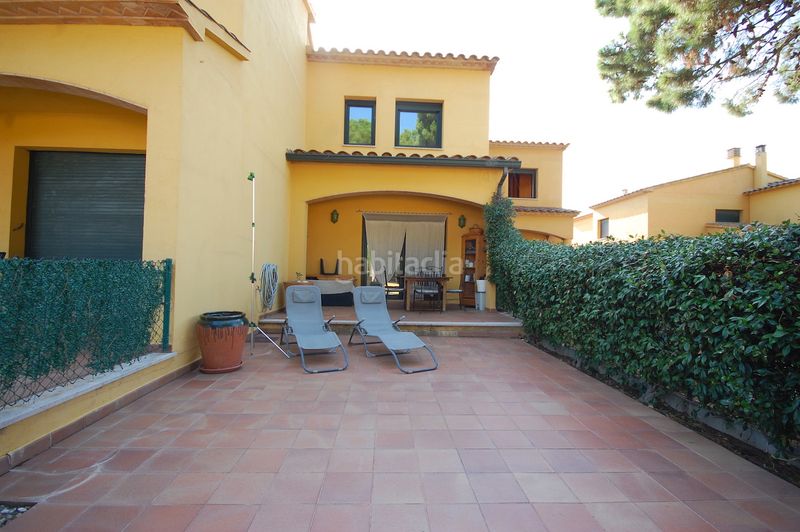 Foto d61aa9a1-f386-484a-a4ae-f60940aae48d. Casa adossada amb calefacció a Riells Escala (L´)