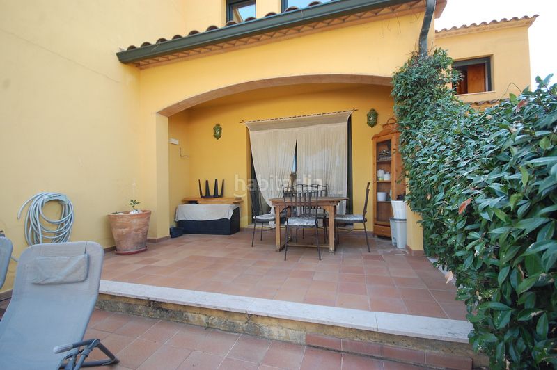 Foto ec65989a-3ddd-41fb-ae61-f016aa11029c. Casa adossada amb calefacció a Riells Escala (L´)