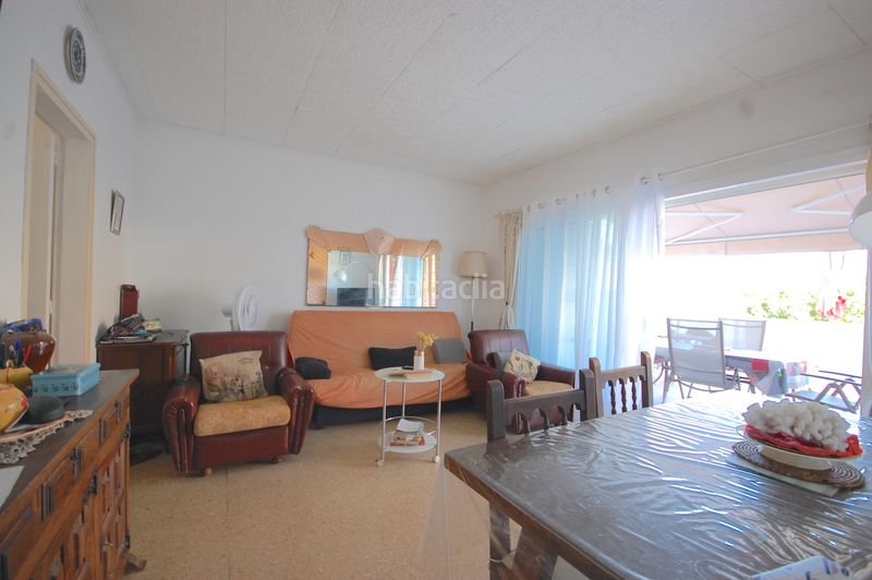 Foto 4b363ab1-848e-4446-a6a3-5f8239f4159d. Apartament amb calefacció aparcament a Eixample Residencial Escala (L´)