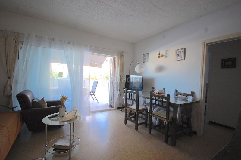 Foto 76227659-276f-4297-aa3e-c382854ecf14. Apartament amb calefacció aparcament a Eixample Residencial Escala (L´)